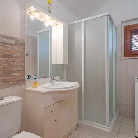 Stomorica Holiday home Sutivan