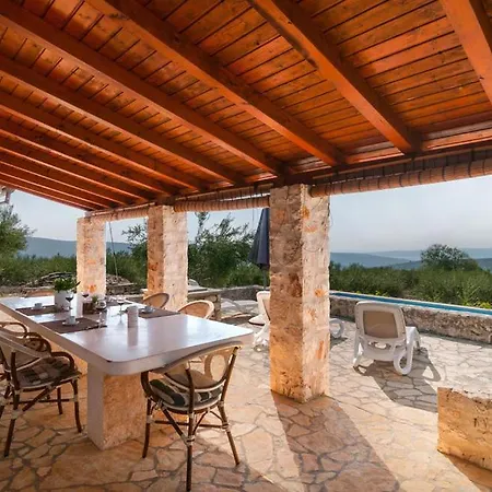 Stomorica Holiday home Sutivan