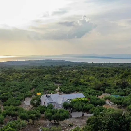 Stomorica Holiday home Sutivan