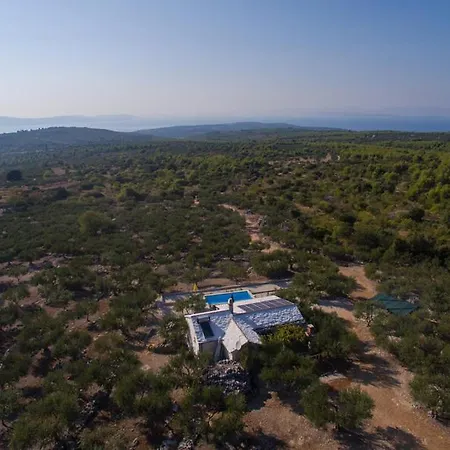 Stomorica Holiday home *