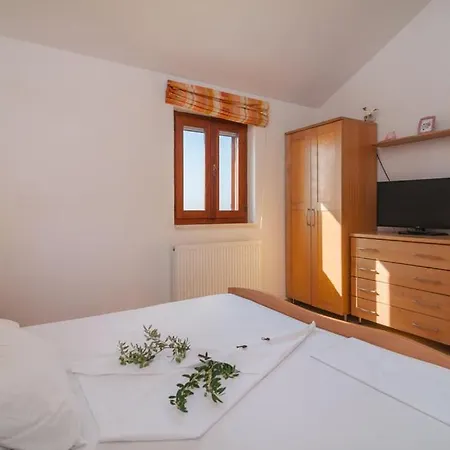 Stomorica Holiday home