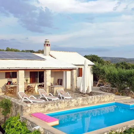 Holiday home Stomorica